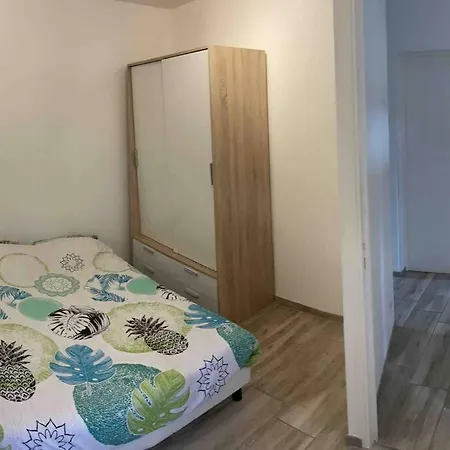 Logement 1 A 4 Personnes Vitry-le-François Buitenkant foto